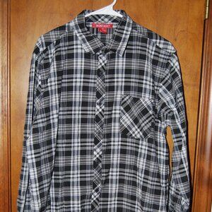 MENS MONTAGE BLACK AND WHITE PLAID LONG SLEEVE BUTTON DOWN SHIRT SIZE XL